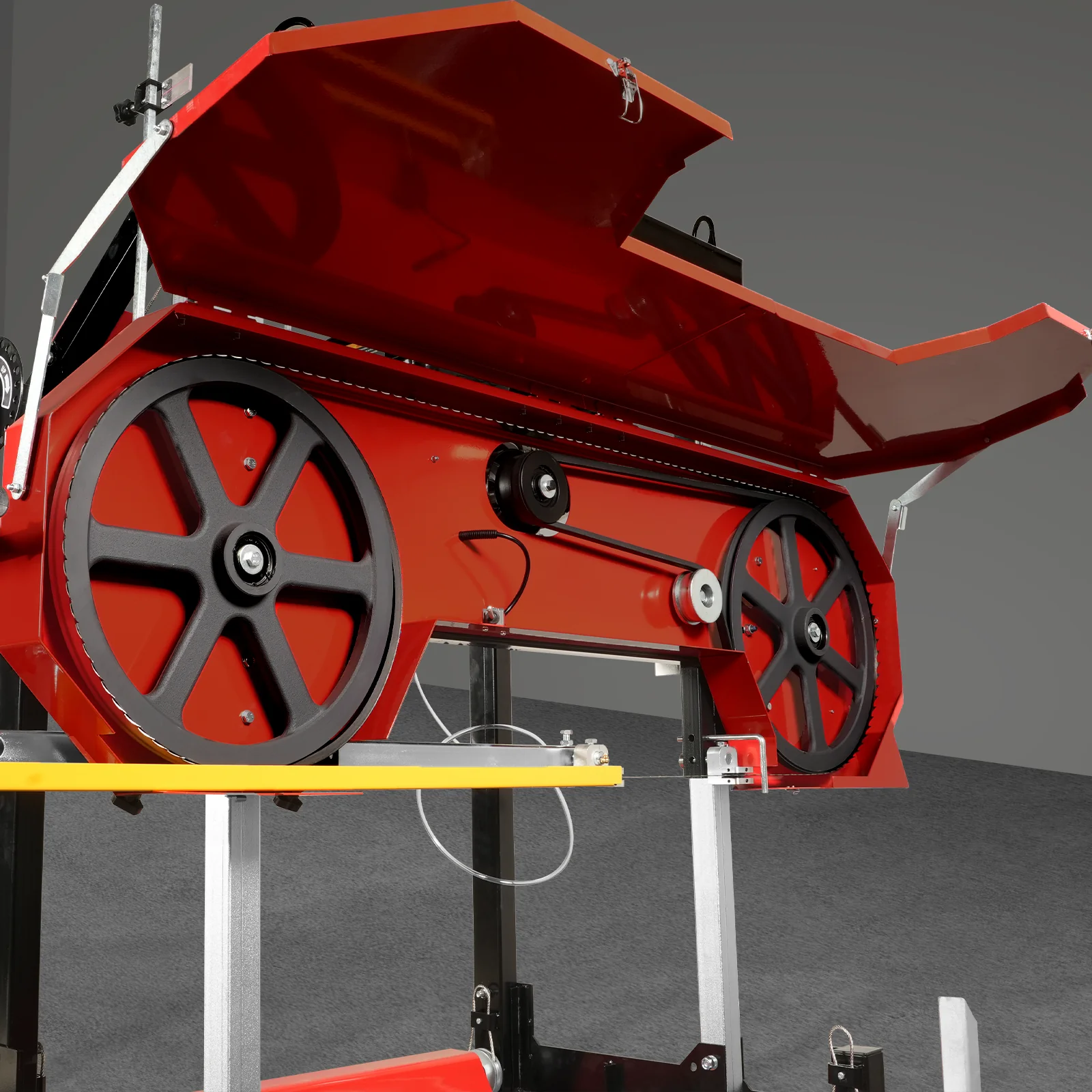 32" Portable Sawmill (5 x Blades Included),   KOHLER CH440 429cc E-Start Gasoline Engine,  26.5" Board Width,  20' Track Length (13' Track Length + 6.4' Track Extension Included) ,  SM-32 - Image 22