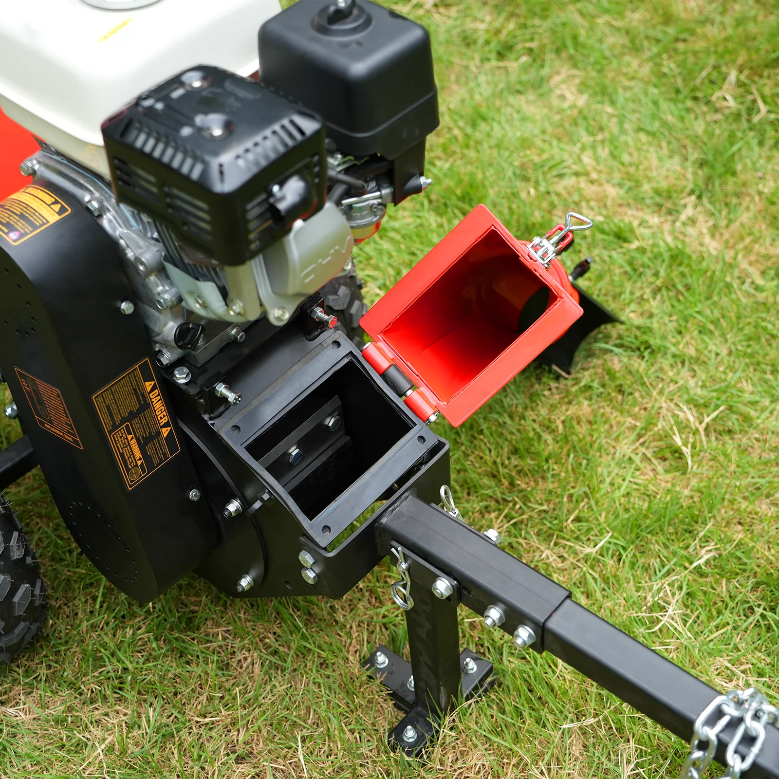 HONDA GX200 Gasoline Engine Powered 4 inch Wood Chipper,  GS650 - Image 6
