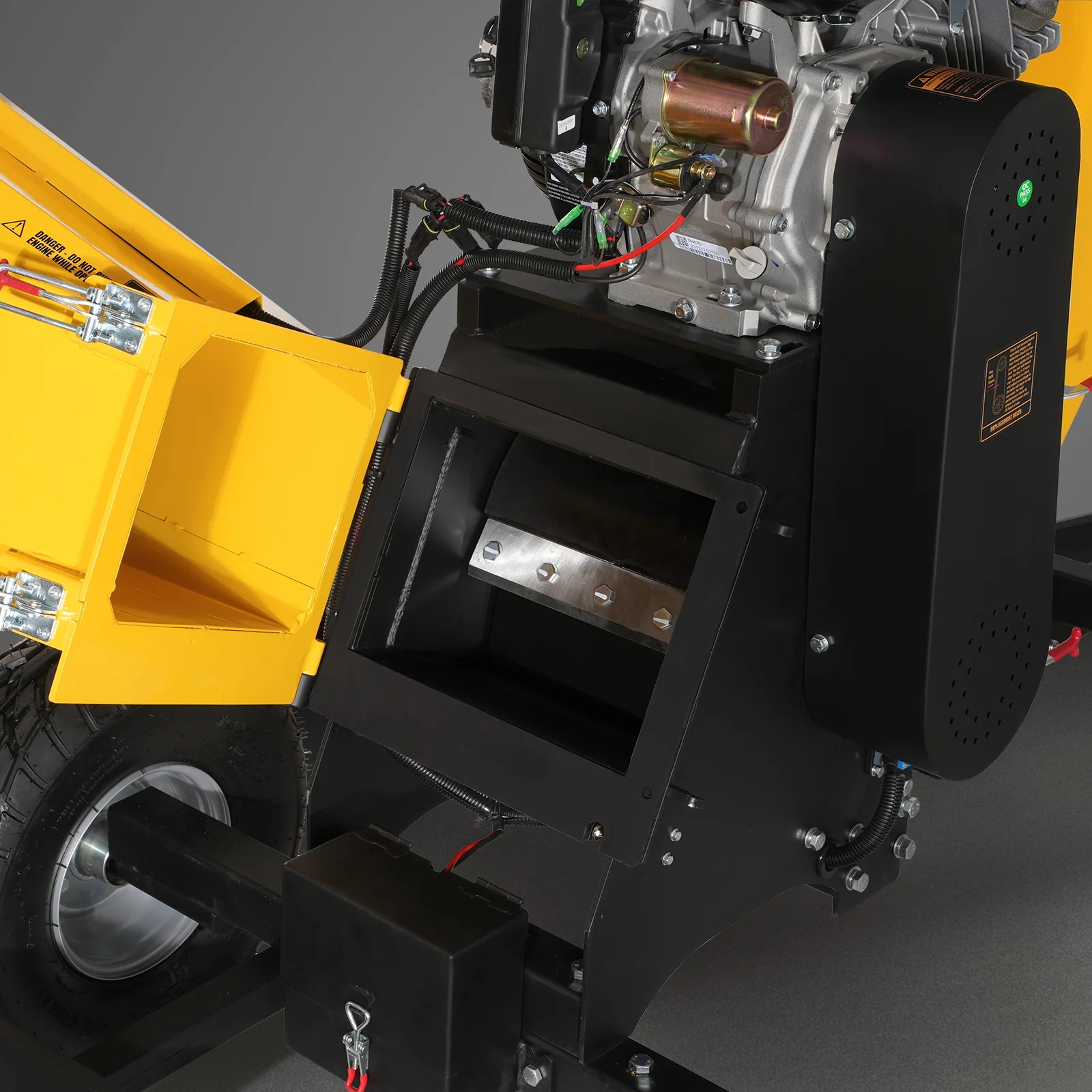 6 inch E-start Zonsen 459cc 15hp Gas Powered 4 - Wheel Drum Wood Chipper with Taillight ,  B150 - Image 13