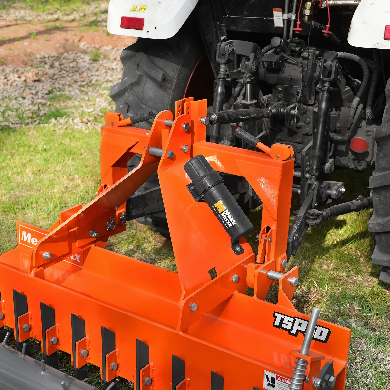 60" Heavy Duty Soil Pulverizer,  Single Spiked Roller,  21 Shanks,  Category 1 and 2,  3 Point Hitch Tractor Attachment,  TSP60 - Image 3