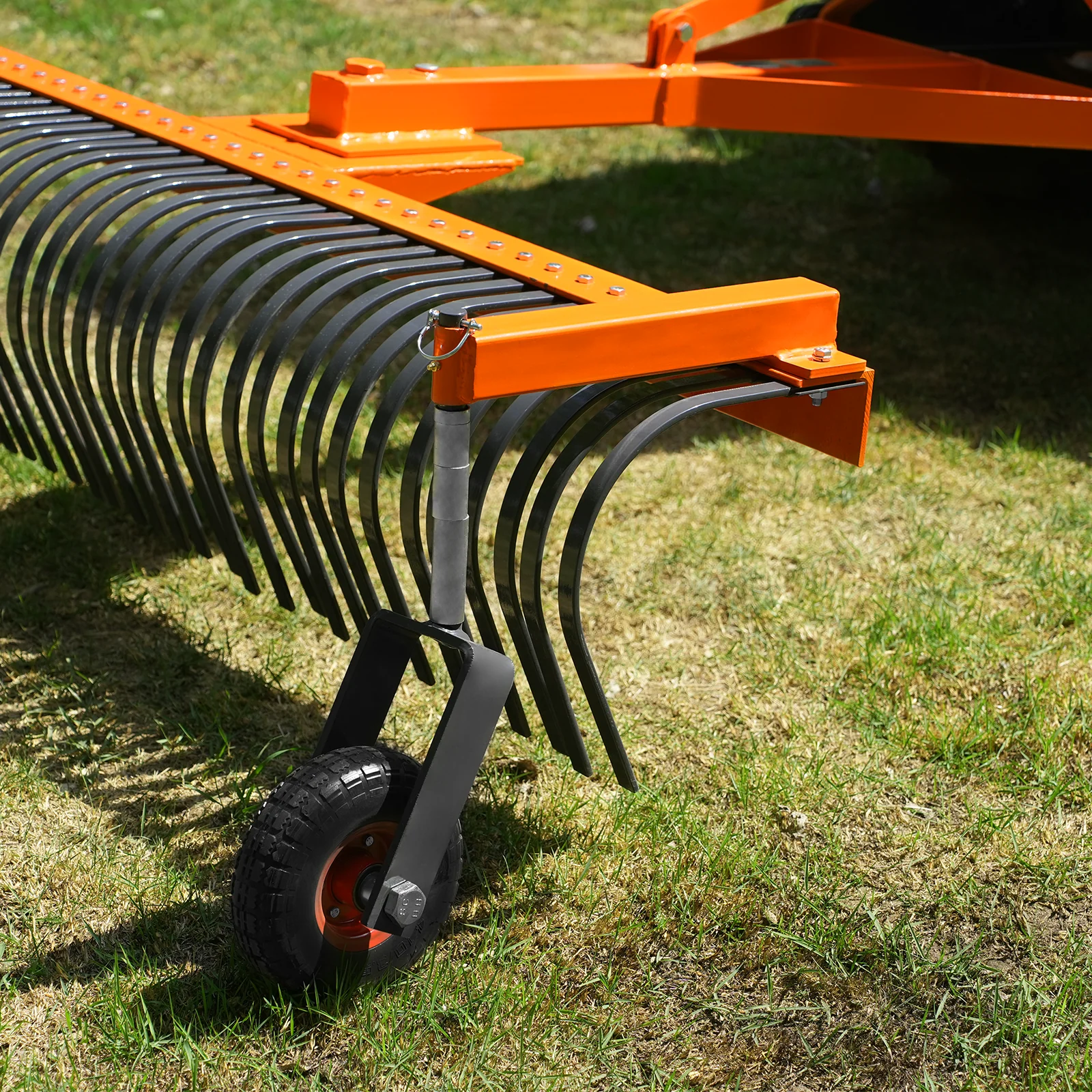 84" Landscape Rake with Bolt-On Wheels & 42 Tines 3 Point Hitch Tractor Attachment,  LR84W - Image 7