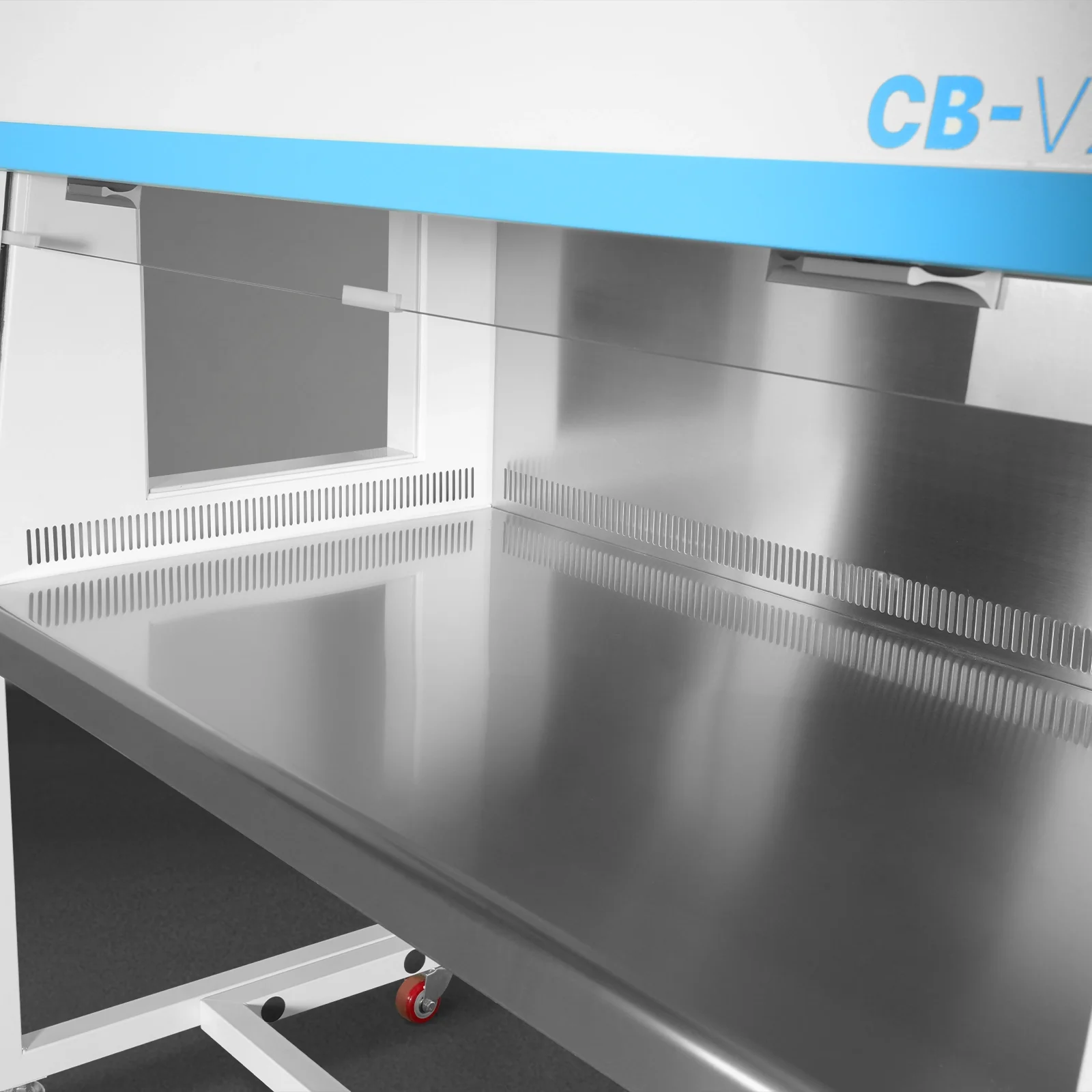 57.5″ Wide CB-V2Pro Vertical Laminar Flow Clean Bench with HEPA Filtration & UV Sterilization | ISO Class 5 - Image 6