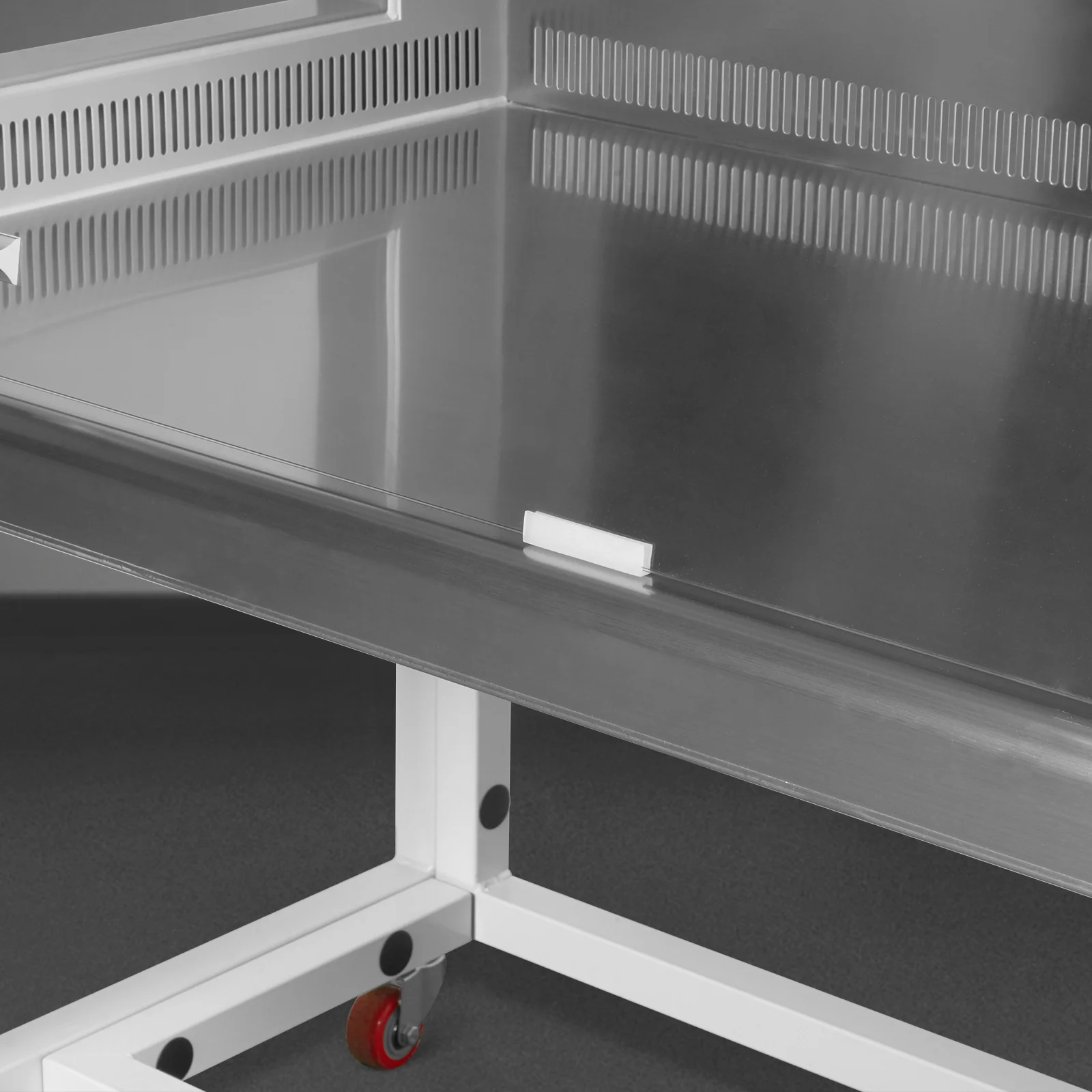57.5″ Wide CB-V2Pro Vertical Laminar Flow Clean Bench with HEPA Filtration & UV Sterilization | ISO Class 5 - Image 8