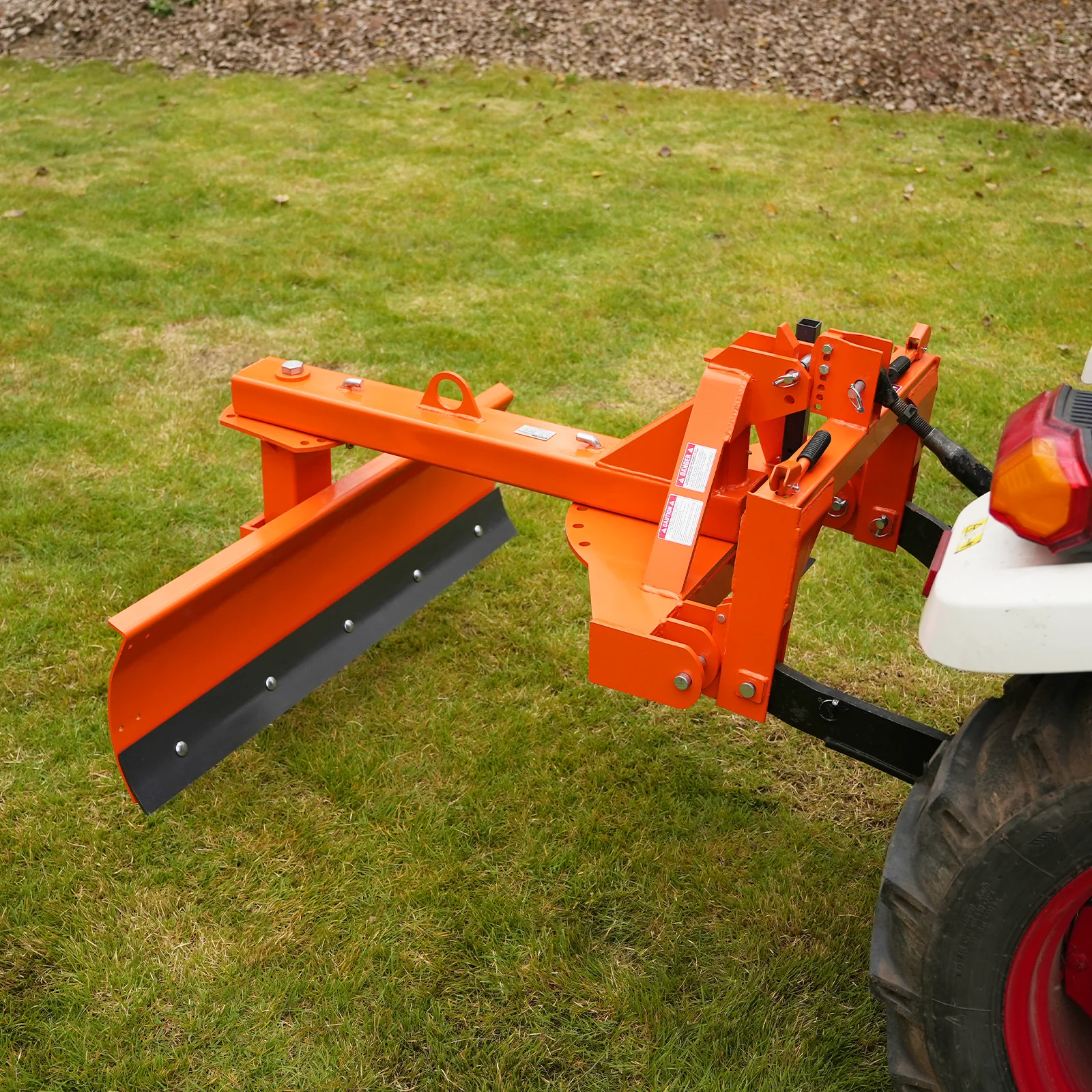 60" Heavy Duty 6-Way Rear Blade 3 Point Hitch Tractor Attachment,  RB60SE - Image 20